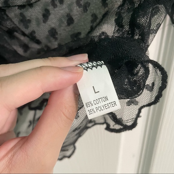 ‼️BLACK MESH CROP TOP - Picture 4 of 9